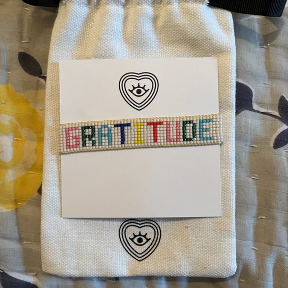 NWOT Beaded Gratitude Bracelet - Picture 4 of 7
